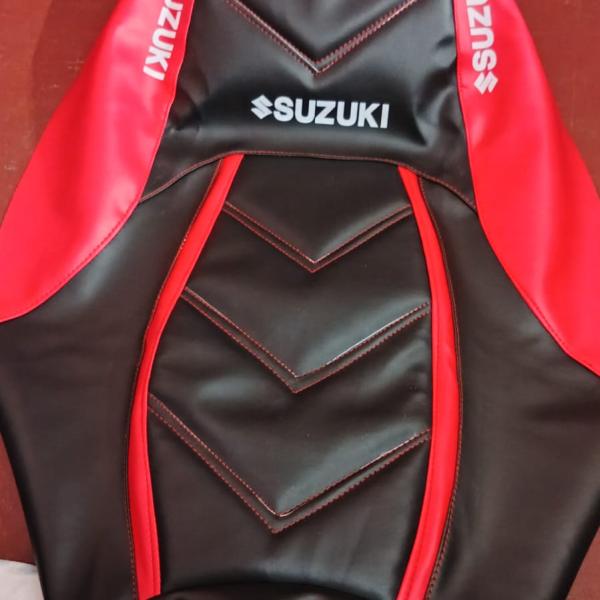 Suzuki Monotone ViP sit Cover Red /Black